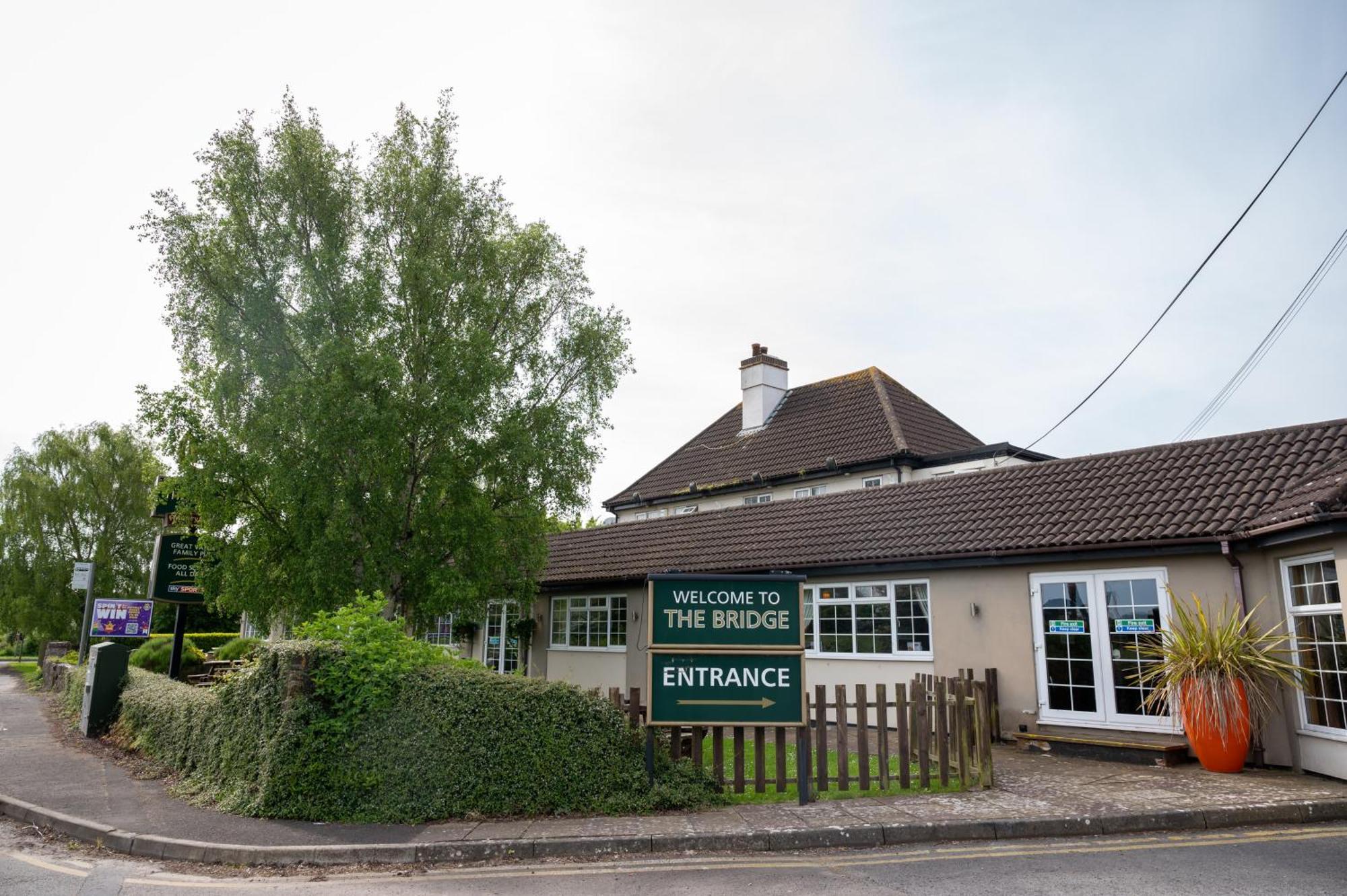 Bridge Inn Clevedon Exterior photo